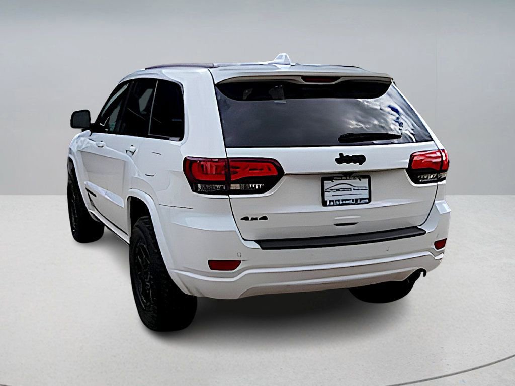 Used 2020 Jeep Grand Cherokee Altitude image 4