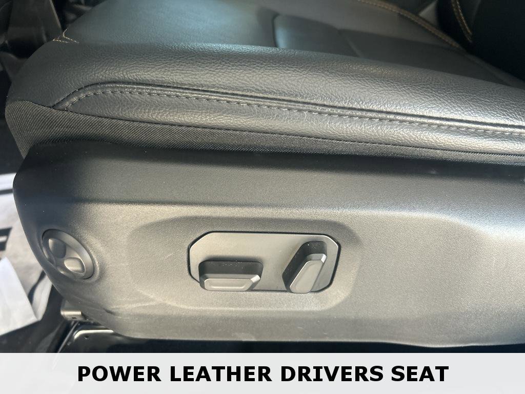 Used 2025 Jeep Gladiator Sport image 21