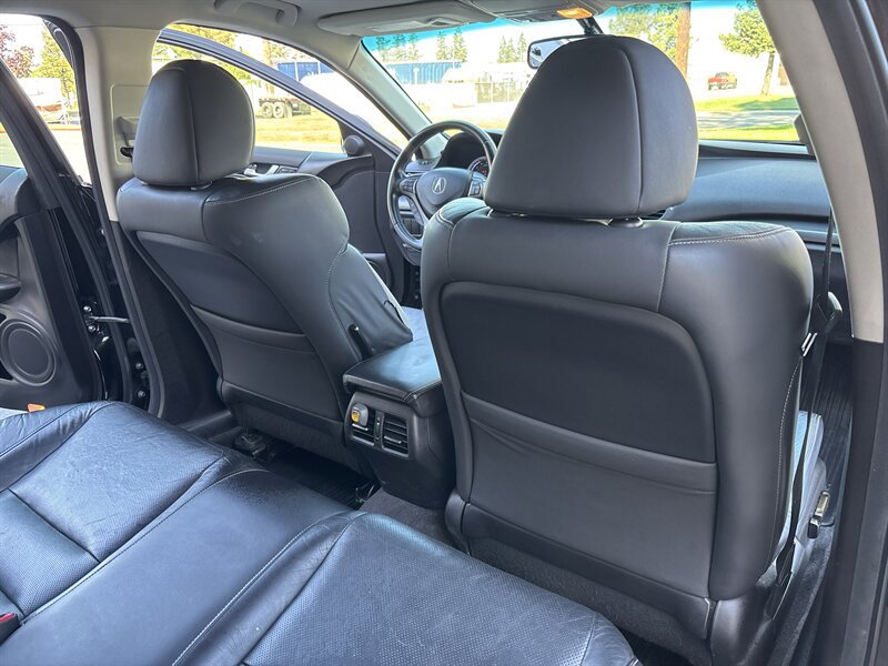Used 2012 Acura TSX w/ Technology Package image 33