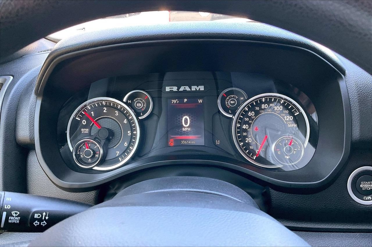 Certified 2025 RAM 1500 Tradesman w/ Night Edition AWD/4WD image 11