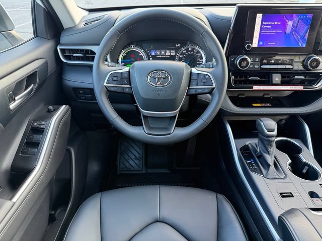 Certified 2026 Toyota Highlander XLE AWD/4WD image 25