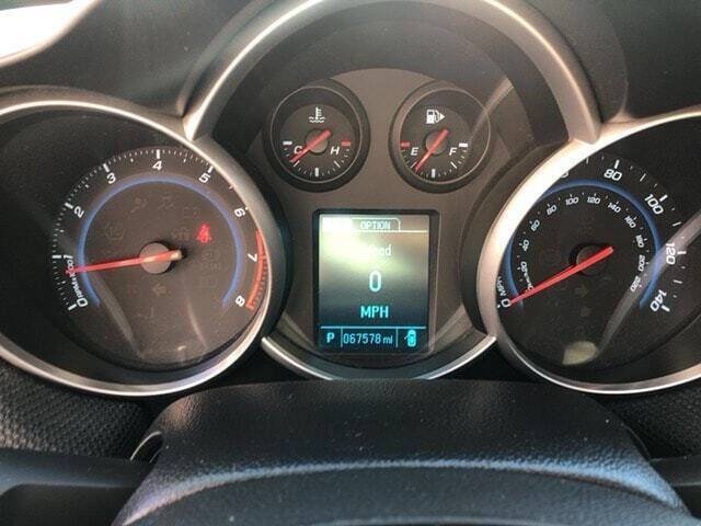 Used 2014 Chevrolet Cruze LT FWD image 12