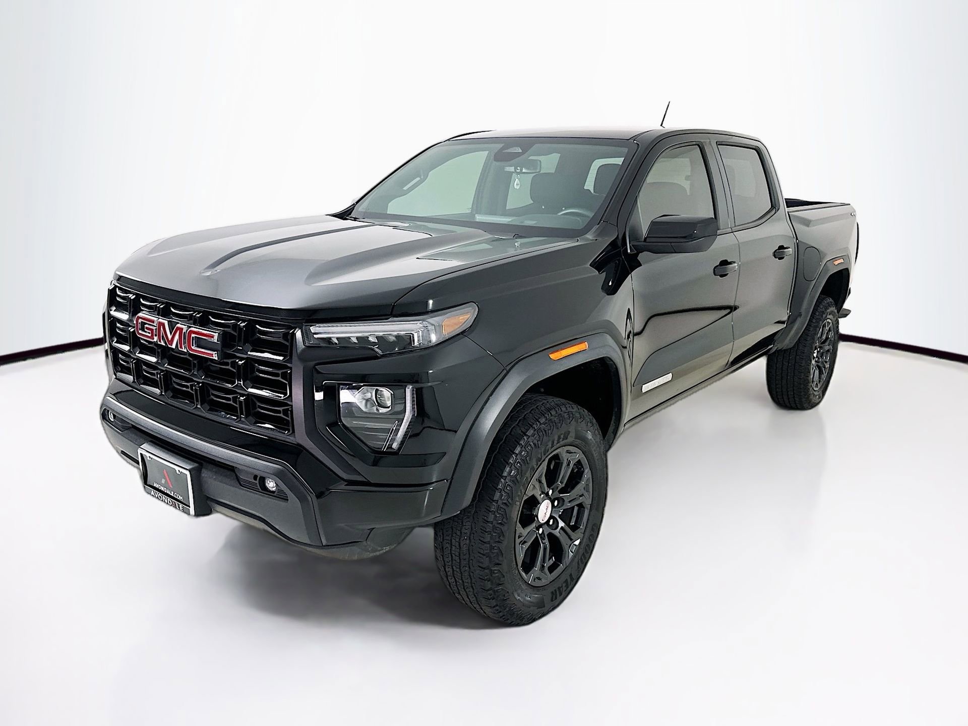 Used 2024 GMC Canyon Elevation w/ Convenience Package image 3