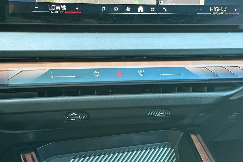 Used 2025 BMW X3 xDrive30i image 22