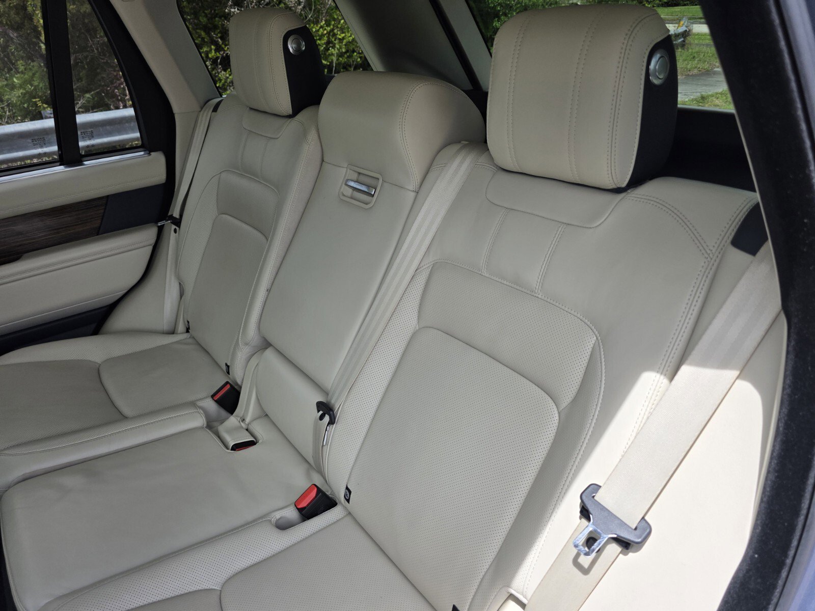 Used 2019 Land Rover Range Rover Long Wheelbase Supercharged image 15