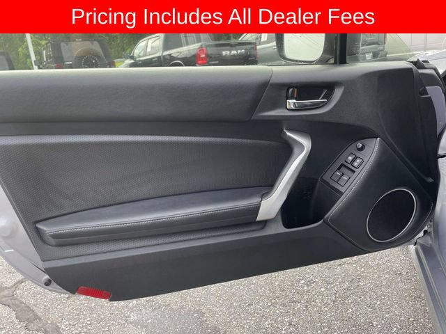 Used 2020 Toyota 86 RWD image 19