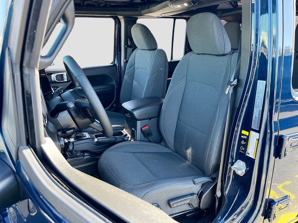 Certified 2025 Jeep Wrangler Willys image 19