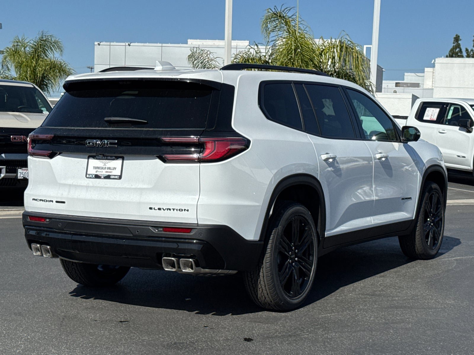 Used 2026 GMC Acadia Elevation w/ Black Edition image 15