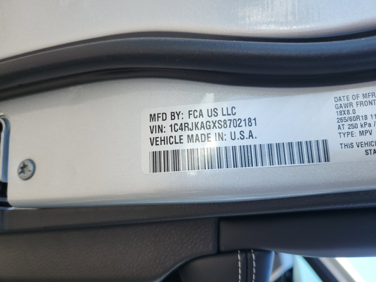 New 2025 Jeep Grand Cherokee L Altitude image 25