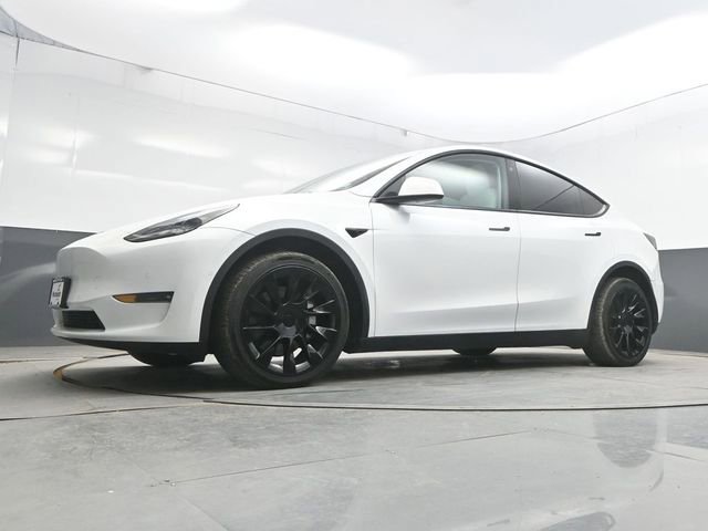 Used 2022 Tesla Model Y Long Range AWD/4WD image 38