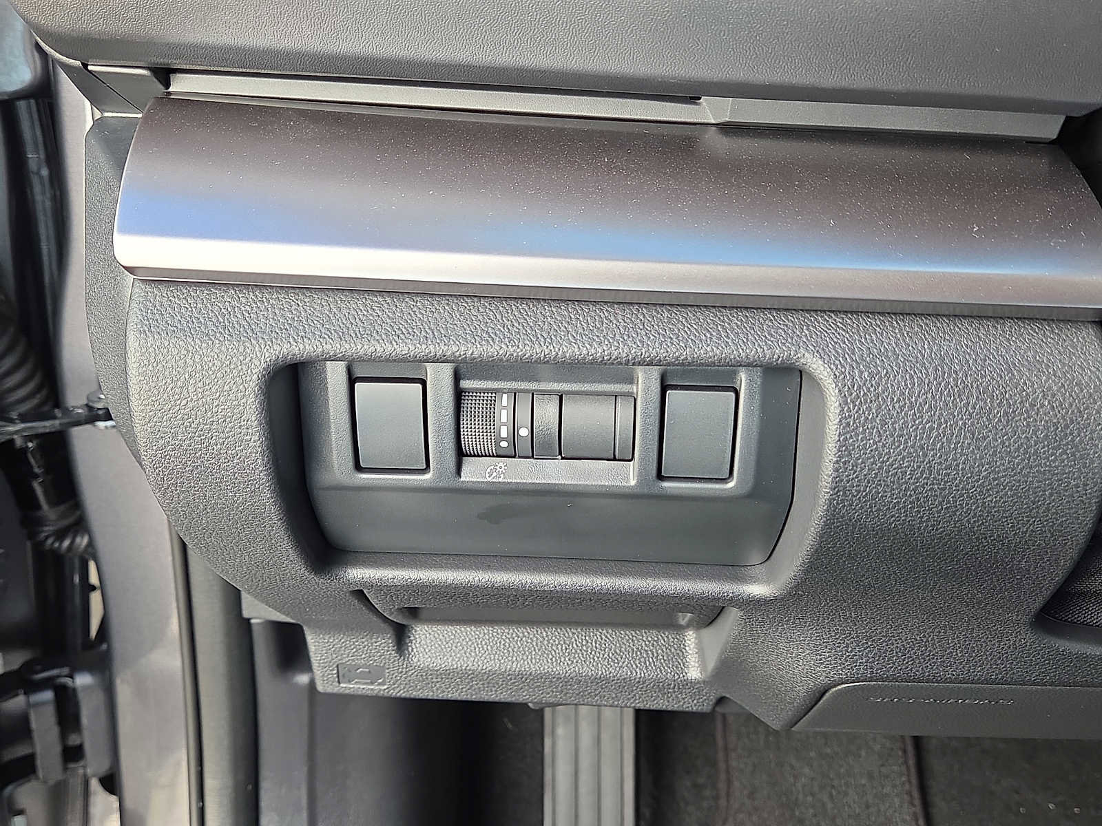 Certified 2025 Subaru Impreza 2.0i image 23