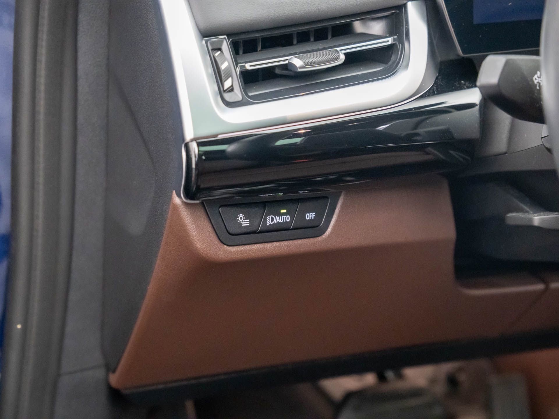 Certified 2023 BMW X1 xDrive28i w/ Premium Package image 20