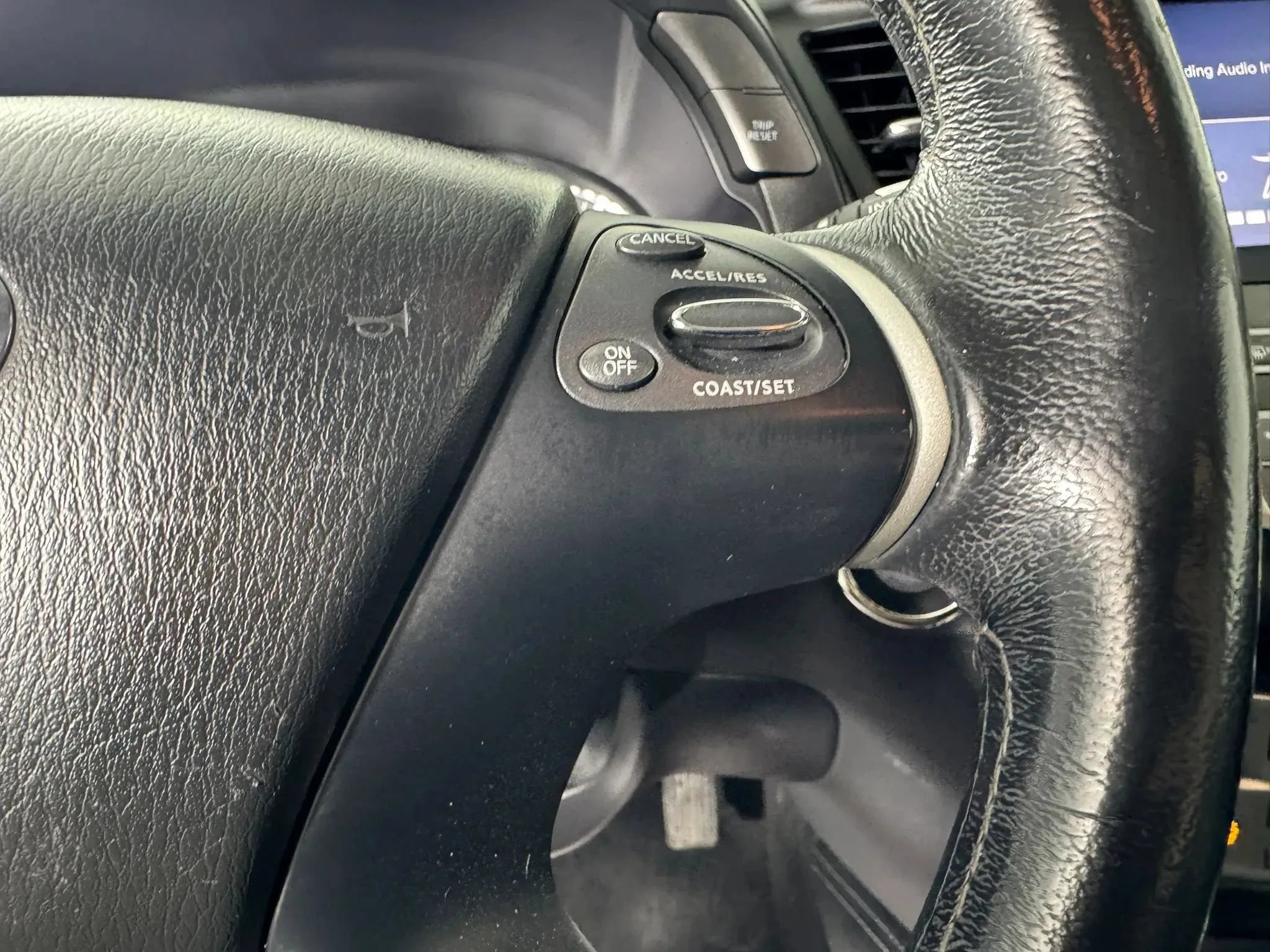 Used 2019 INFINITI QX60 Luxe AWD/4WD image 16