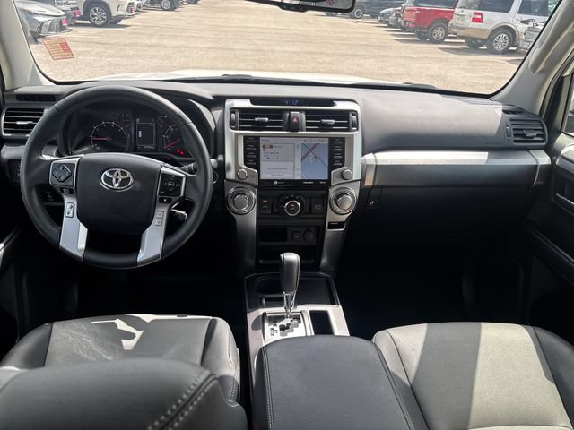 Used 2021 Toyota 4Runner SR5 Premium w/ Moonroof Package RWD image 9