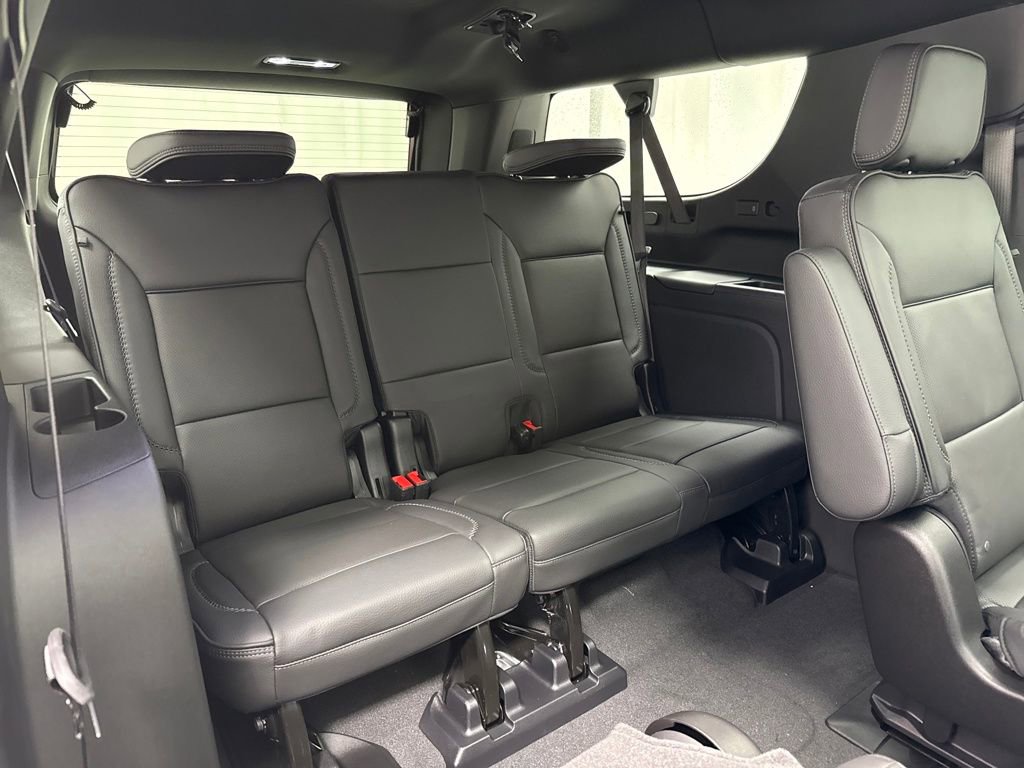 New 2026 GMC Yukon XL Denali w/ Sun & Power Step Package image 14