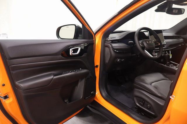 New 2026 Jeep Compass Limited w/ Sun, Sound & Navigation Group image 10