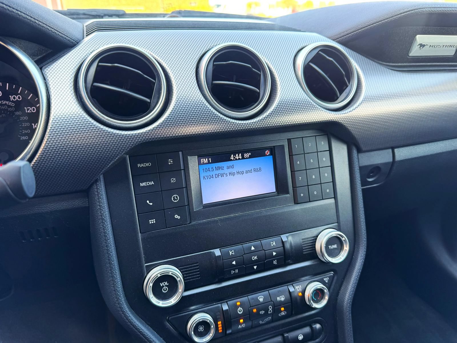 Used 2019 Ford Mustang GT RWD image 23