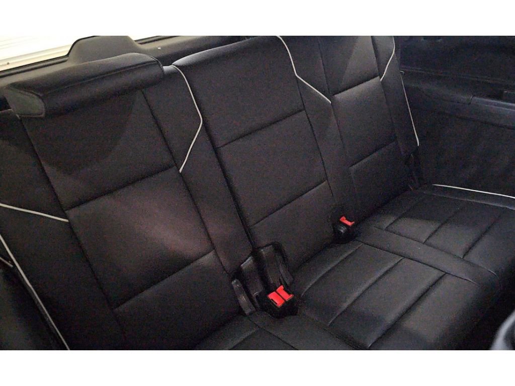 Used 2024 Cadillac Escalade ESV Premium Luxury w/ LPO, Floor Liner Package AWD/4WD image 12