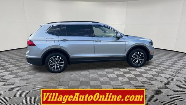 Used 2020 Volkswagen Tiguan SE w/ Panoramic Sunroof Package AWD/4WD image 42