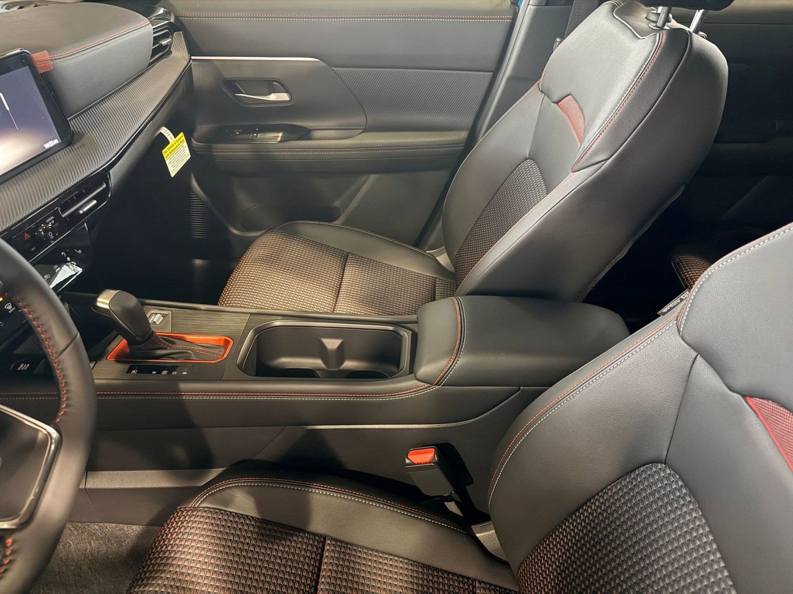 New 2026 Nissan Kicks SR w/ SR Premium Package image 20