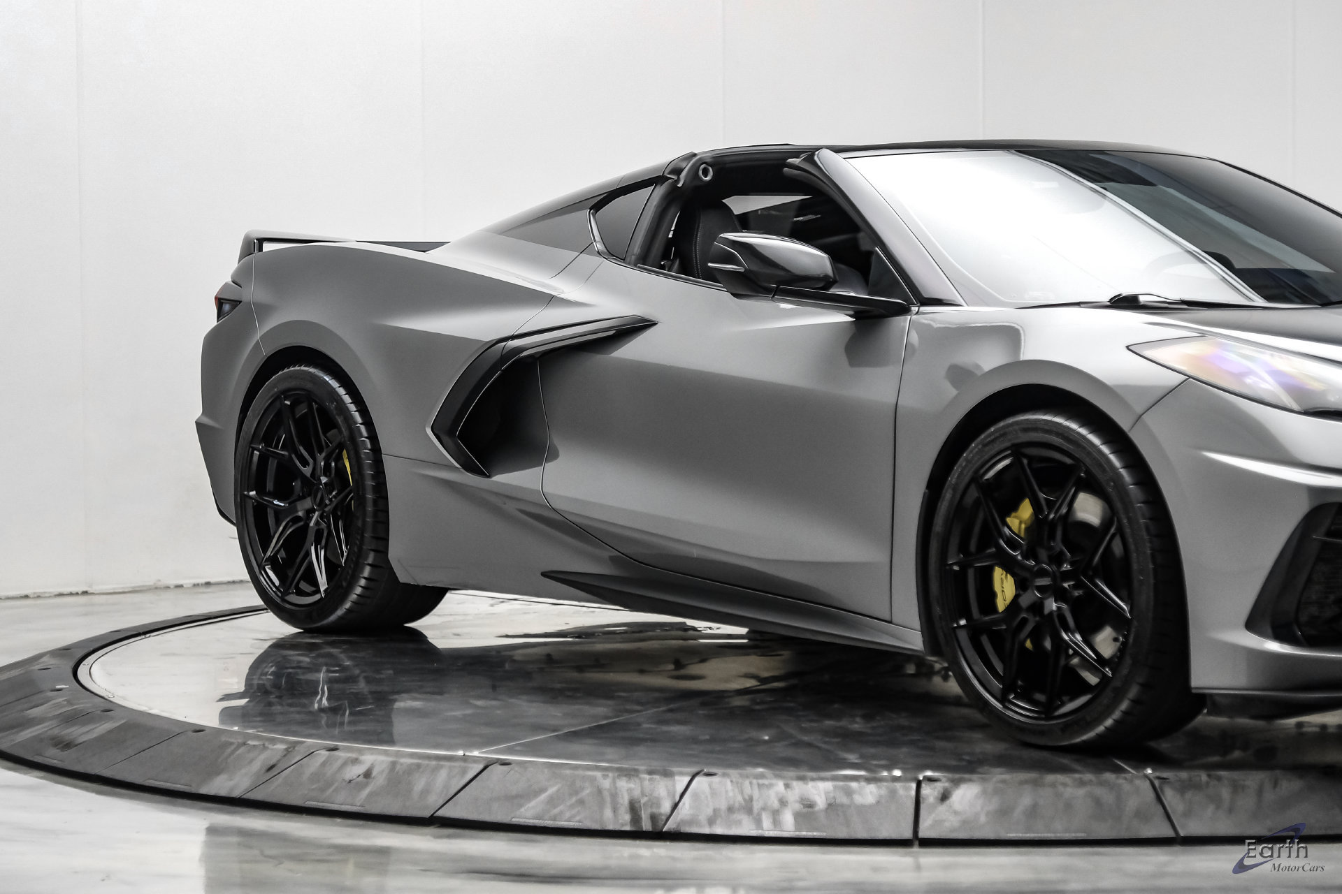 Used 2023 Chevrolet Corvette Stingray Preferred Cpe w/ Z51 Performance Package RWD image 35