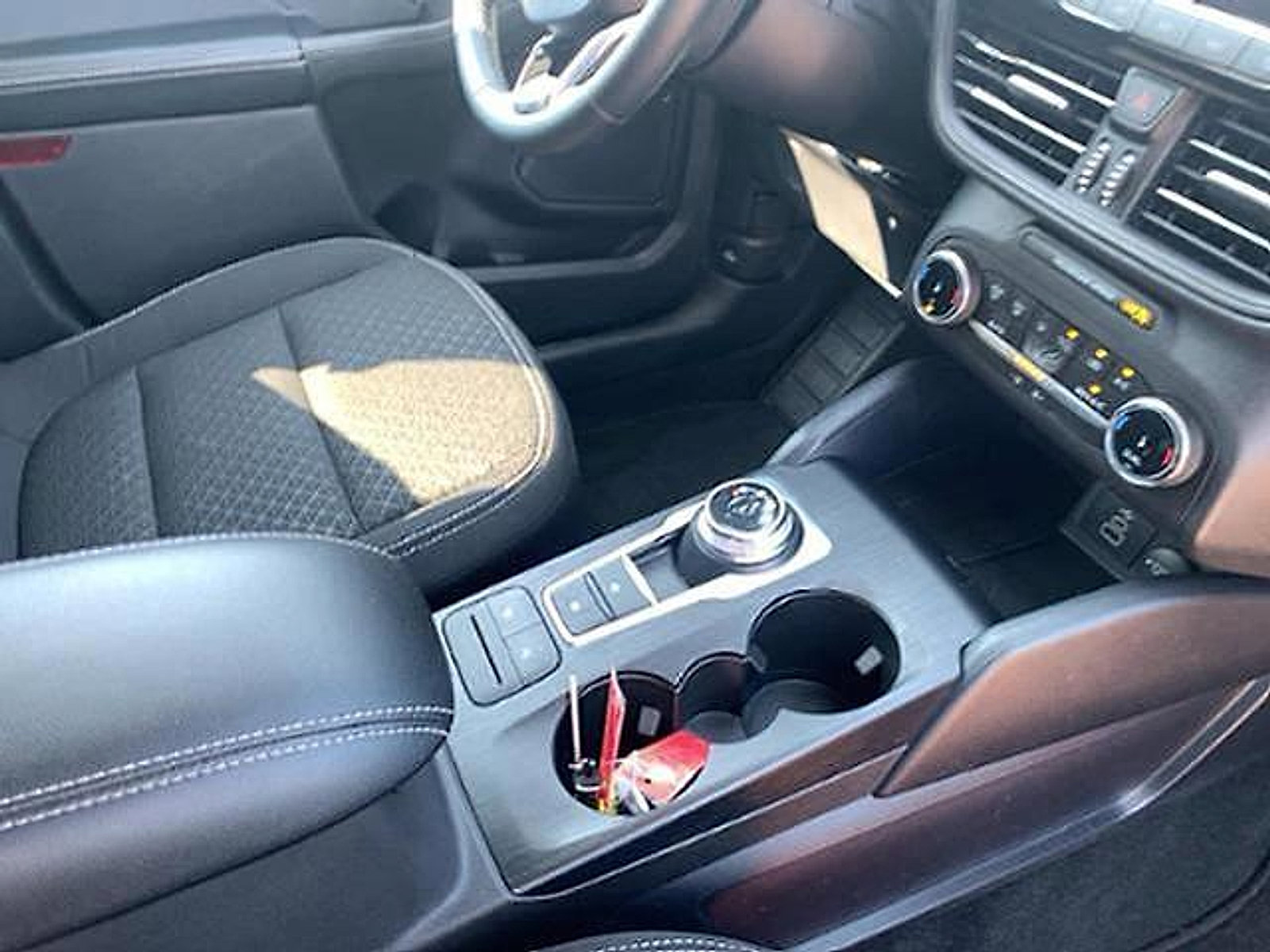 Used 2024 Ford Escape Active image 15