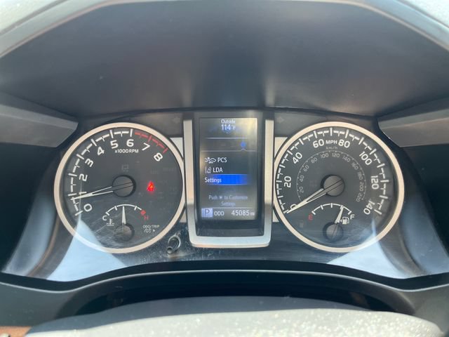 Used 2021 Toyota Tacoma SR5 RWD image 24