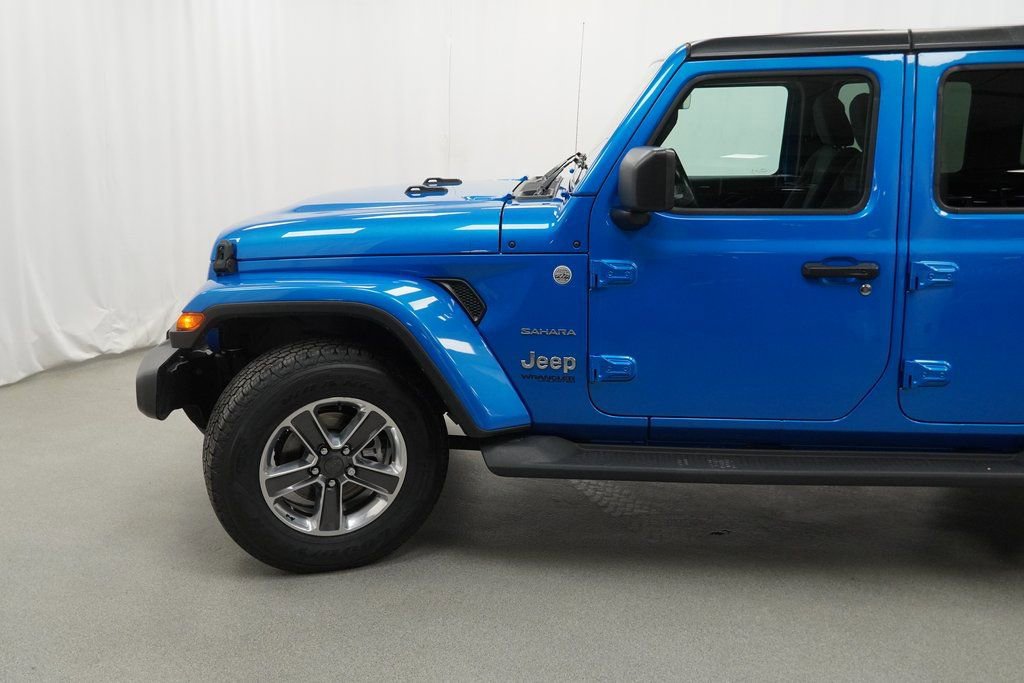 Certified 2022 Jeep Wrangler Unlimited Sahara w/ Cold Weather Group image 16