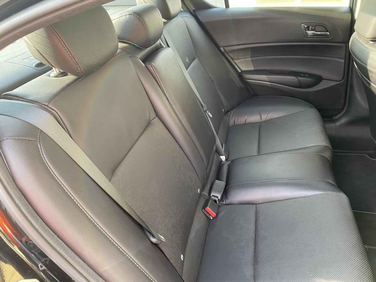 Used 2014 Acura ILX w/ Technology Package FWD image 8