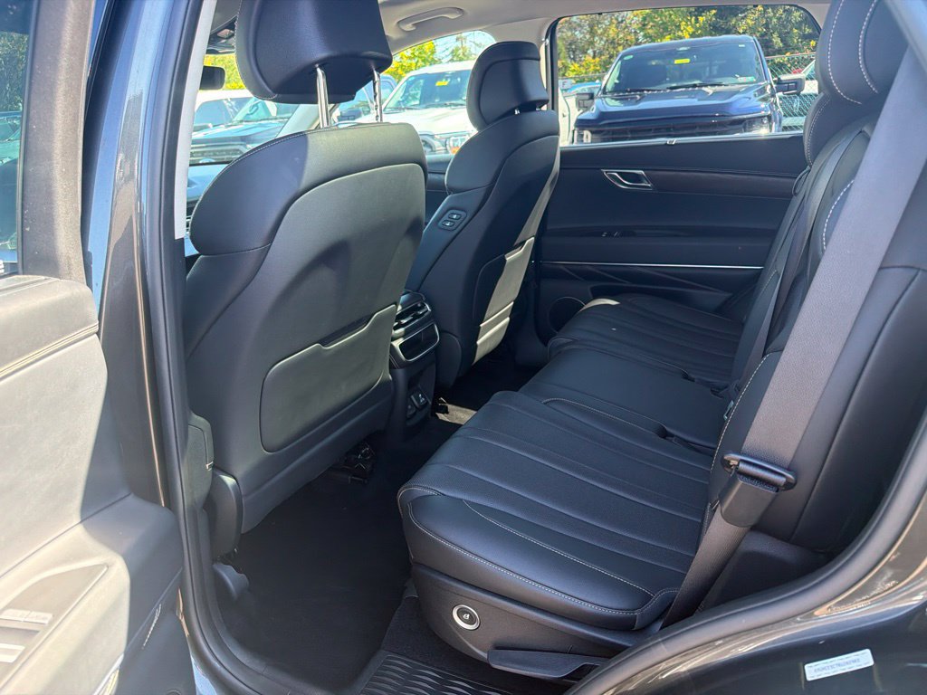 Used 2024 Genesis GV80 3.5T AWD/4WD image 14