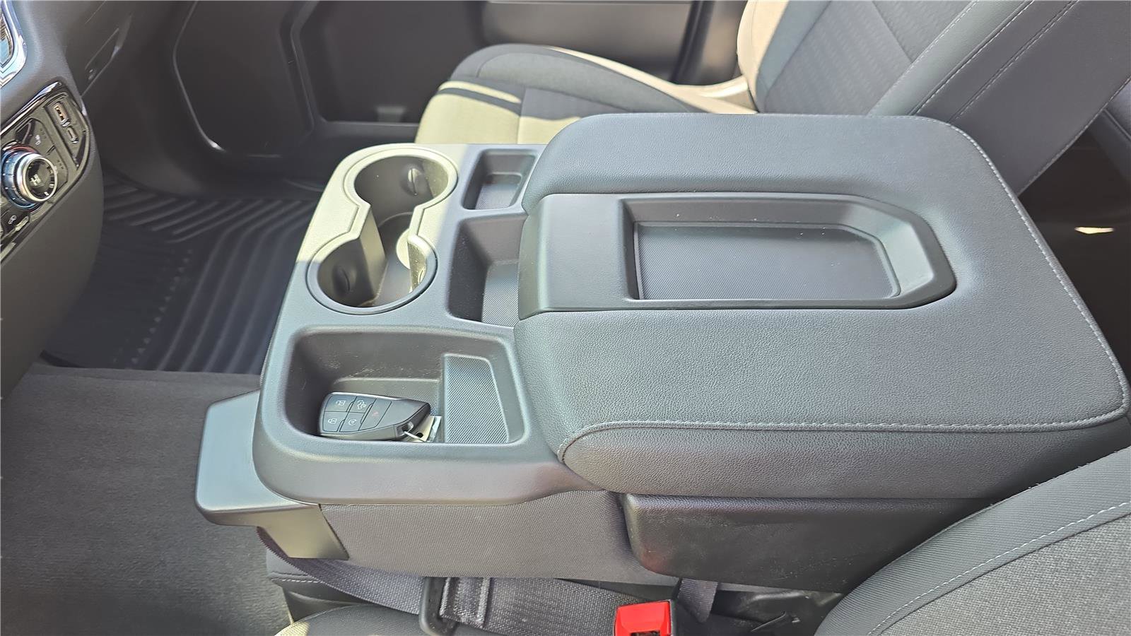 Used 2023 GMC Sierra 1500 SLE AWD/4WD image 23