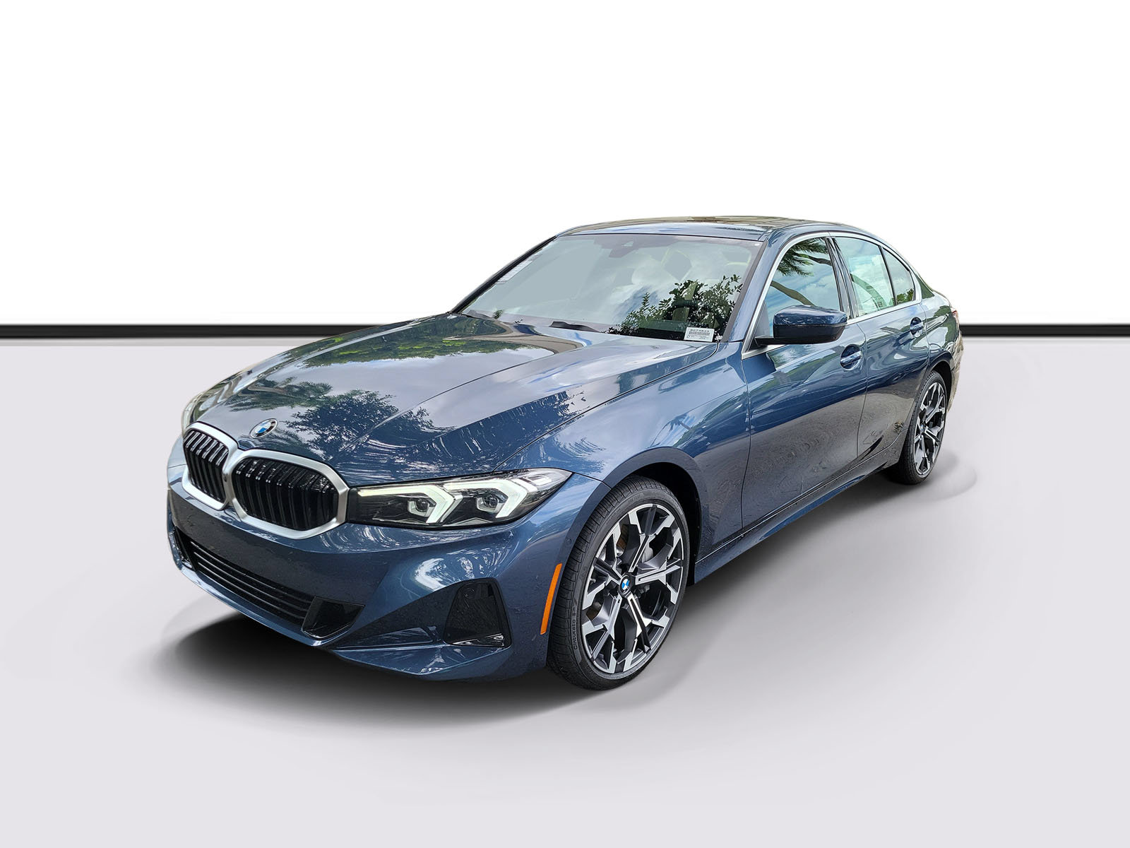 New 2026 BMW 330i Sedan w/ Convenience Package RWD image 2