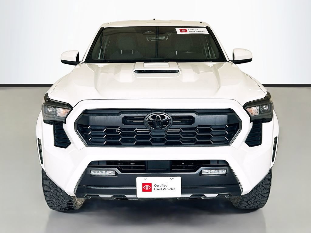 Used 2024 Toyota Tacoma TRD Sport AWD/4WD image 2