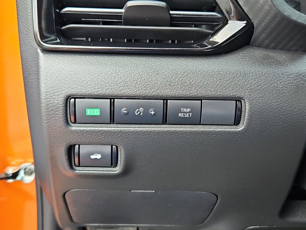 Used 2024 Nissan Sentra SR w/ SR Premium Package image 15