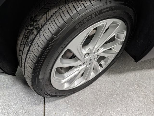 Certified 2023 Chevrolet Bolt EUV LT w/ Comfort Package image 9