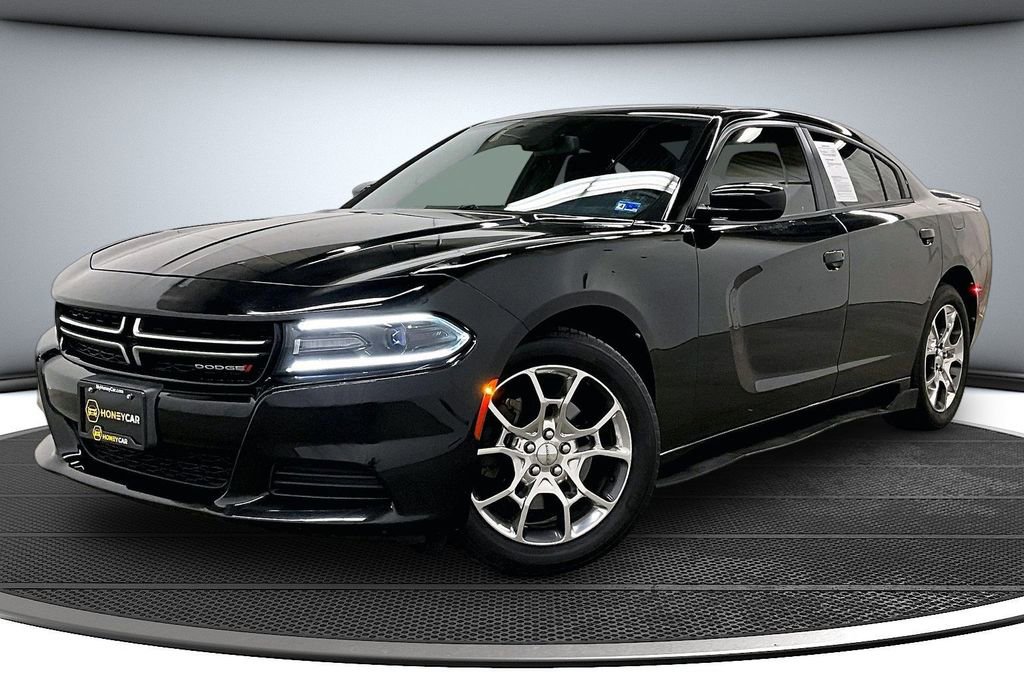 Used 2016 Dodge Charger SE w/ Power Sunroof Group image 3