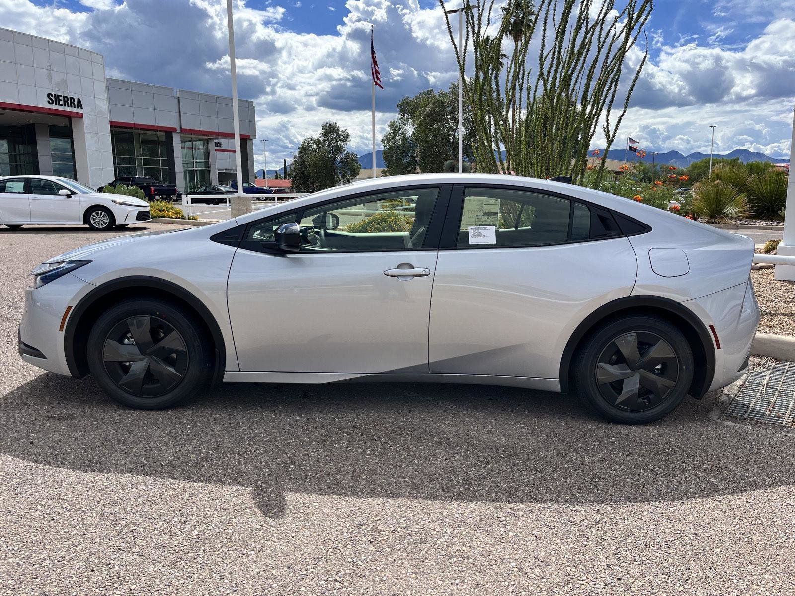 New 2026 Toyota Prius Plug-In Hybrid image 2