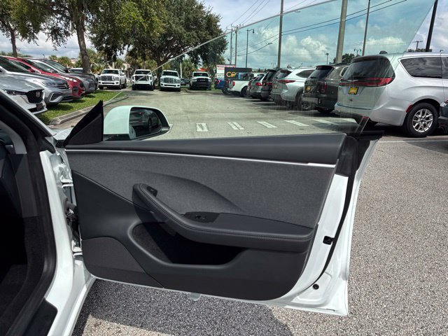 Used 2024 Tesla Model 3 Long Range RWD image 13
