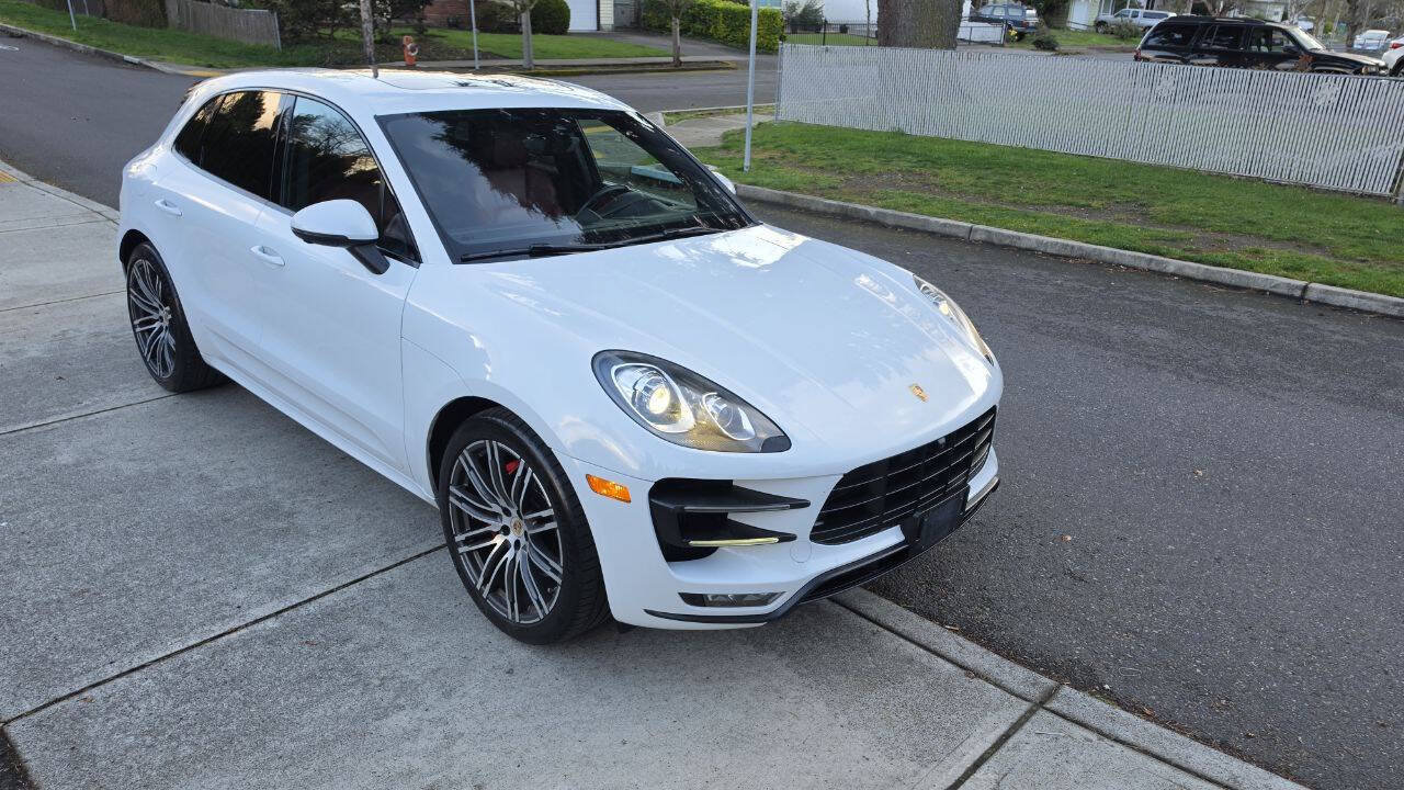 Used 2016 Porsche Macan Turbo w/ Premium Package Plus AWD/4WD image 3