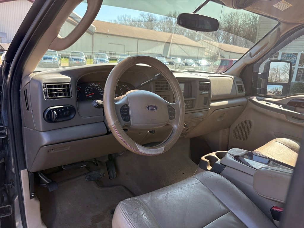 Used 2003 Ford Excursion Limited image 14