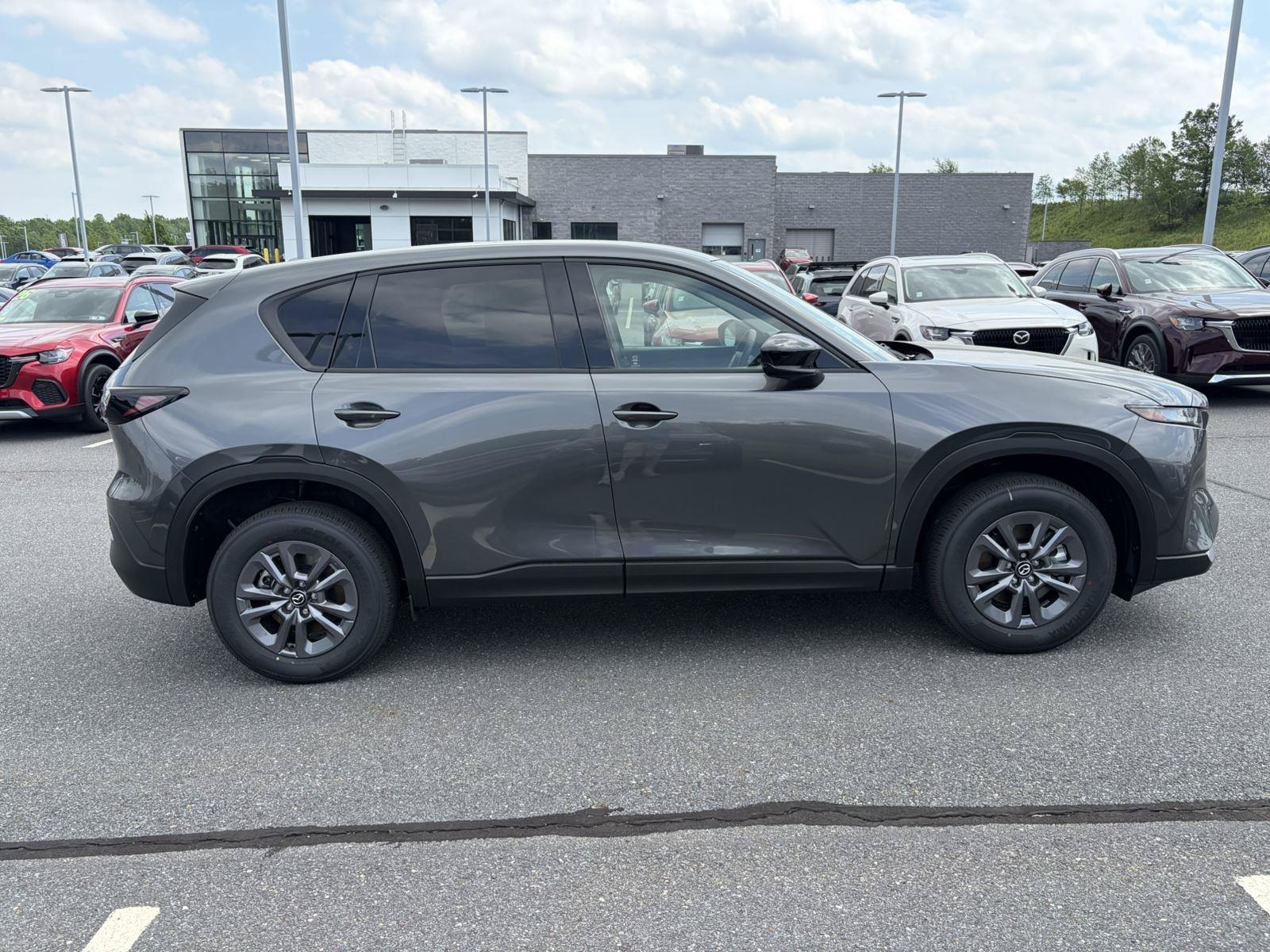 New 2026 MAZDA CX-5 Select AWD/4WD image 2