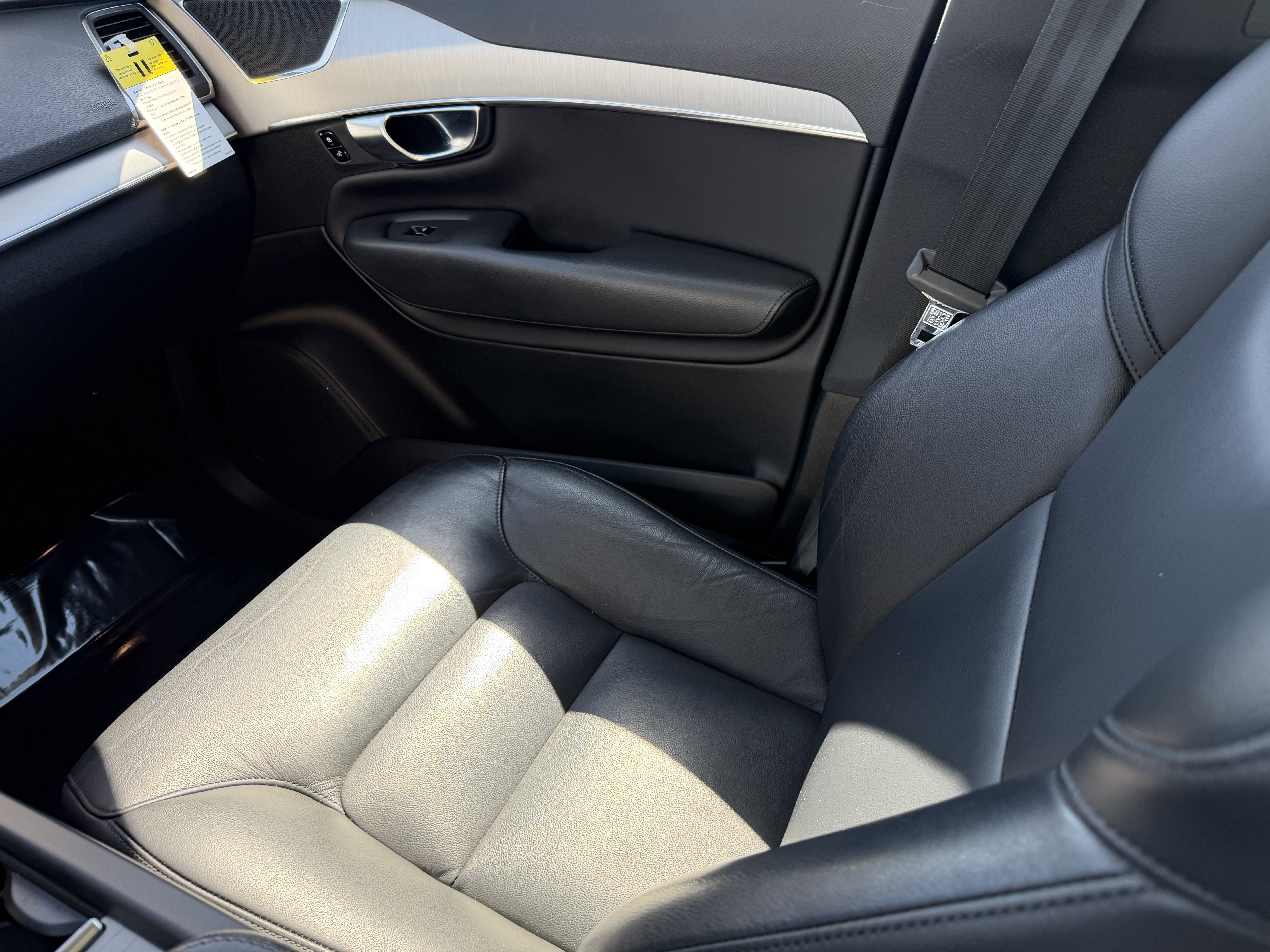 Certified 2023 Volvo XC90 B5 Core w/ Protection Package Premier image 15