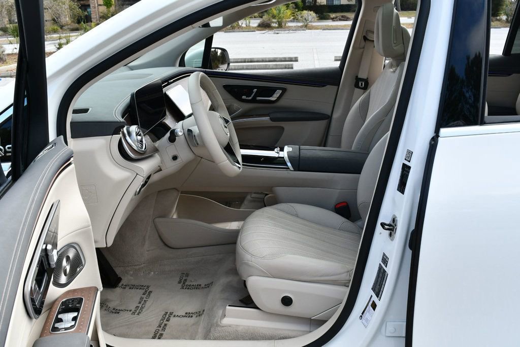 Used 2023 Mercedes-Benz EQS 450+ SUV image 44
