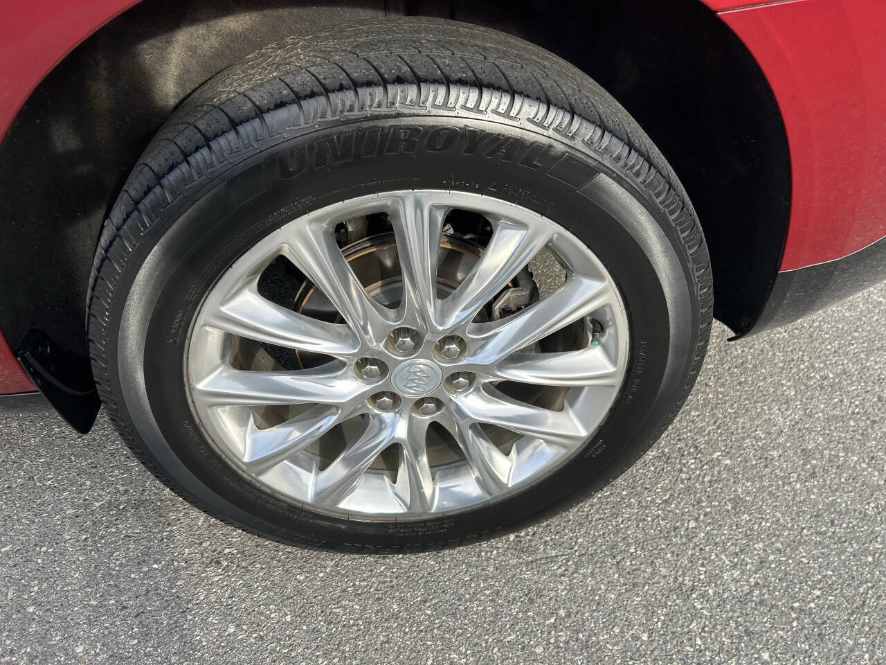 Used 2018 Buick Enclave Premium w/ Experience Buick Package image 12