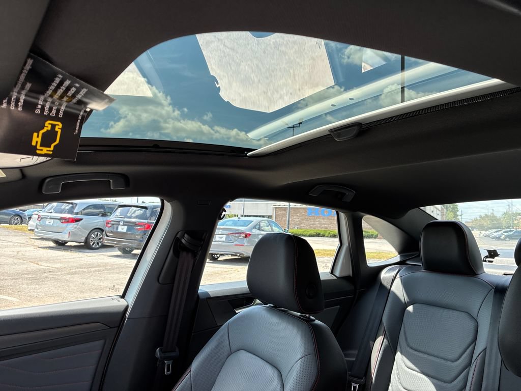 New 2027 Volkswagen Jetta GLI Autobahn FWD image 17