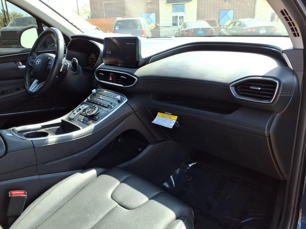 Used 2023 Hyundai Santa Fe SEL w/ Premium Package image 12