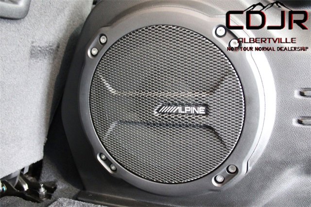 Used 2024 Jeep Wrangler Sahara w/ Technology Group image 10