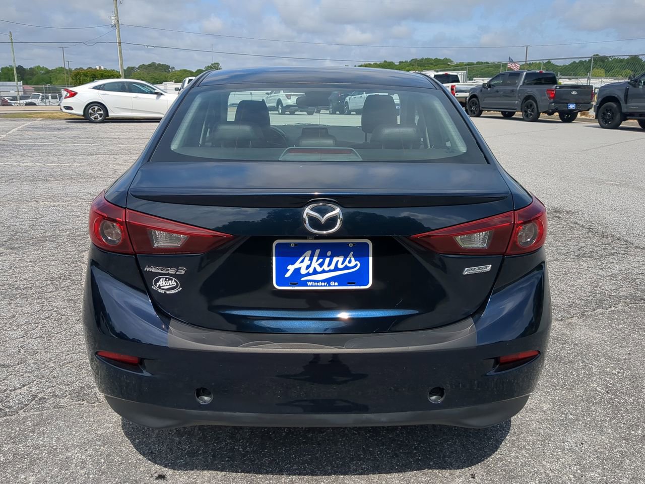 Used 2018 MAZDA MAZDA3 Touring FWD image 4