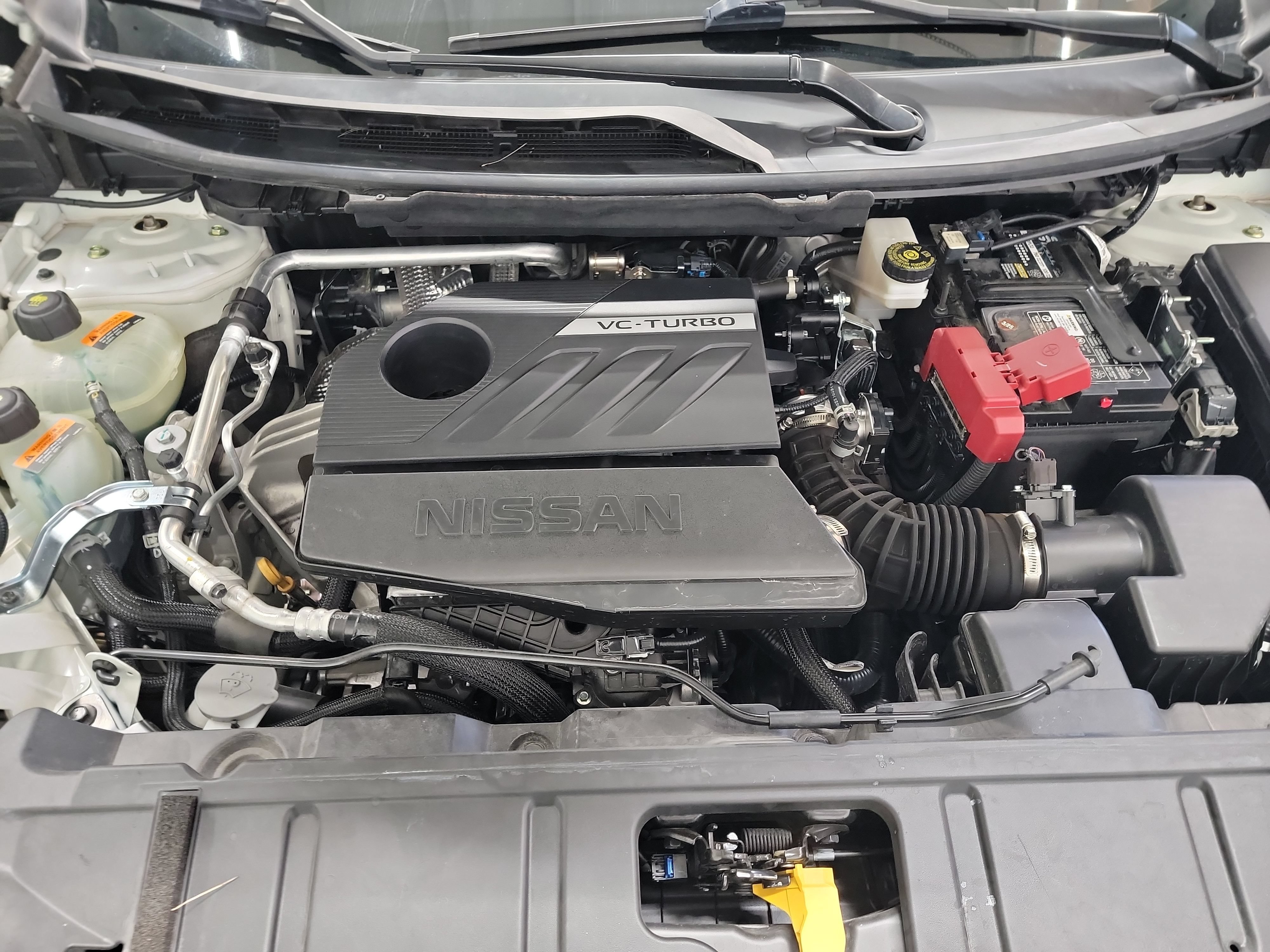 Used 2023 Nissan Rogue Platinum FWD image 25