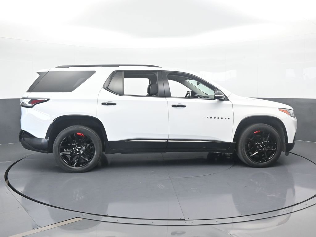 Used 2021 Chevrolet Traverse Premier w/ Redline Edition image 7